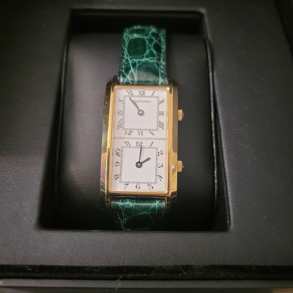 Authentic Hamilton Traveler dual time watch - Picture 3 of 8